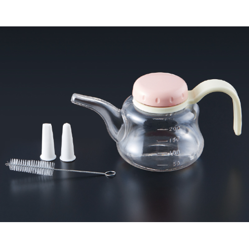 ホルダー付き吸い飲み